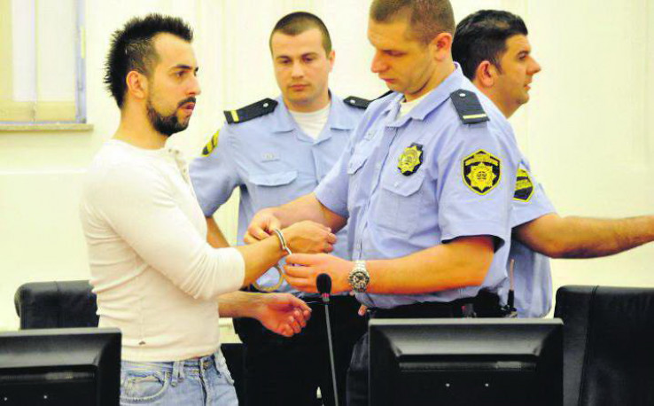 Hodžić:  Pokušao ubiti djevojku